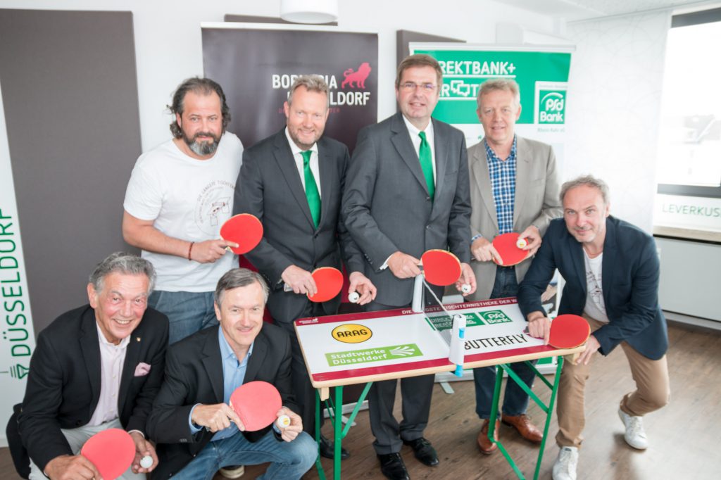 Pressekonferenz bei der PSD Bank zum Thema "Die längste Tischtennistheke der Welt" in Düsseldorf